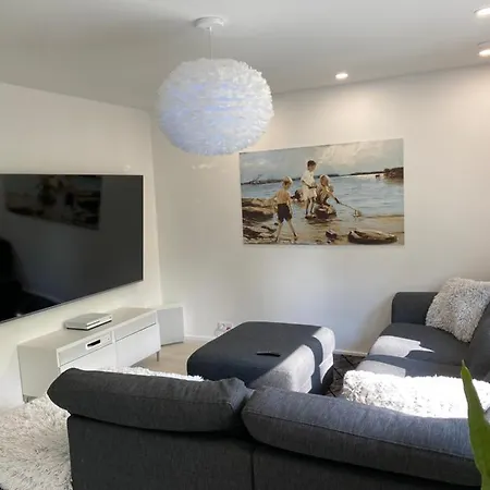 Apartment Modern - King-size Bed - Wifi -self Check In